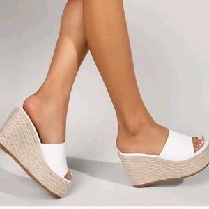 DV By Dolce Vita Dixon Wedge Sandal In White Size 8.5 Beach Resortwear